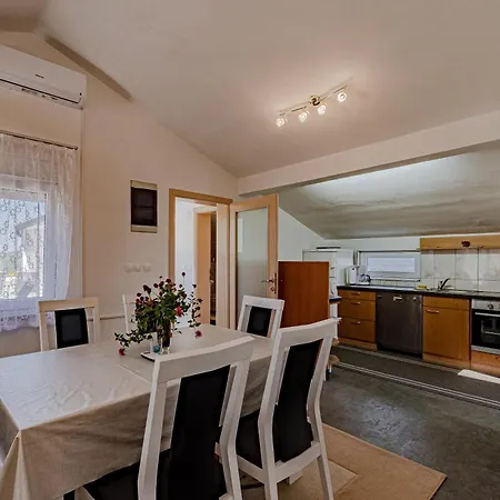 Kesten Διαμέρισμα