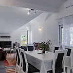 Kesten Appartement Janjina
