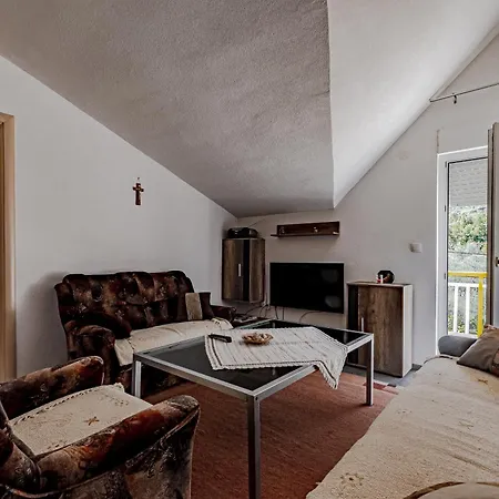 Kesten Apartament Janjina